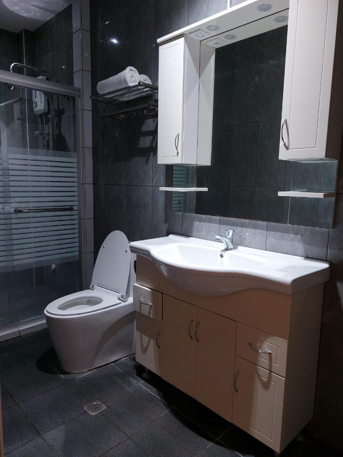 Bonsai Jacuzzi Rooms Panglao Exterior foto
