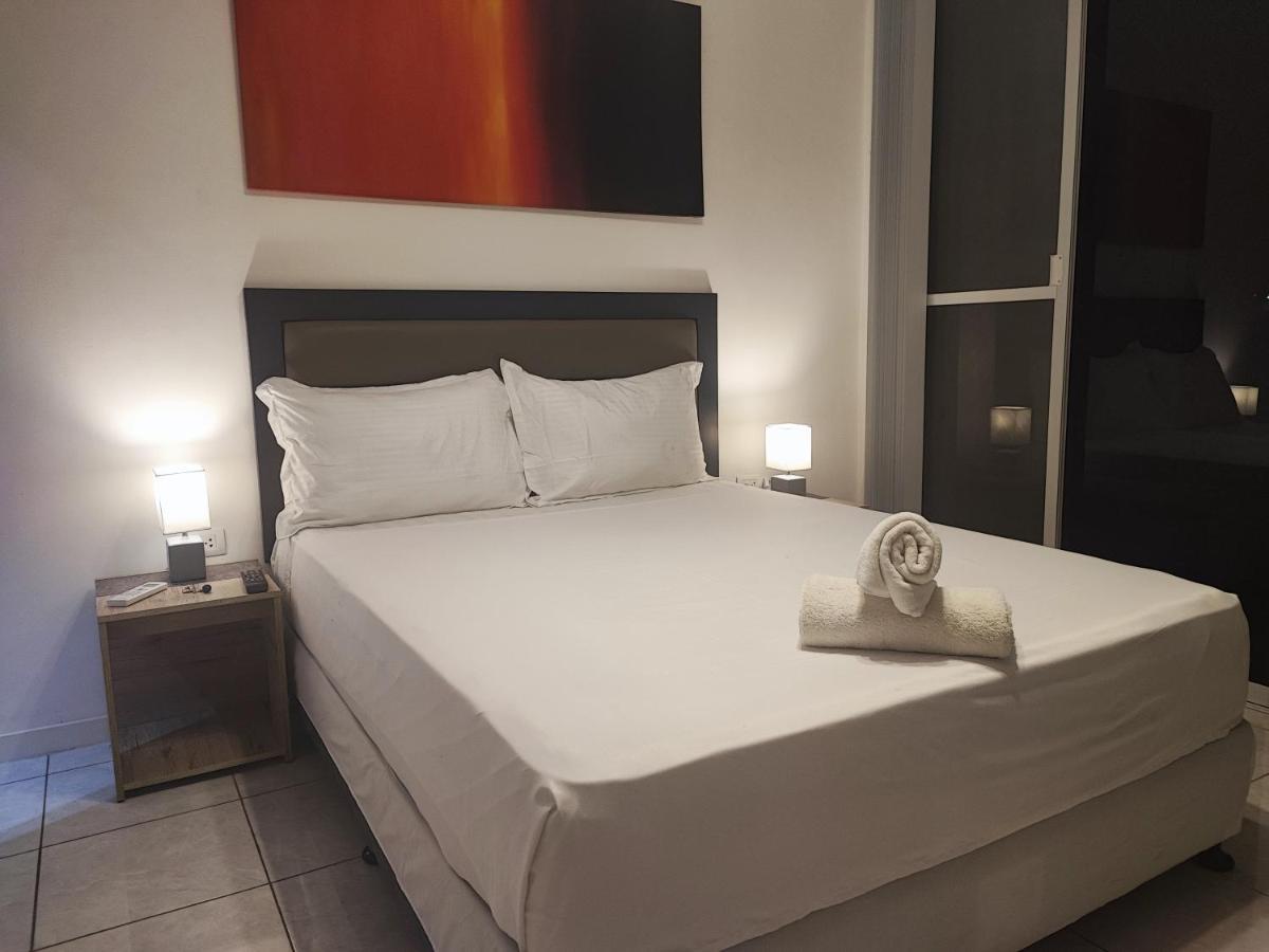 Bonsai Jacuzzi Rooms Panglao Exterior foto