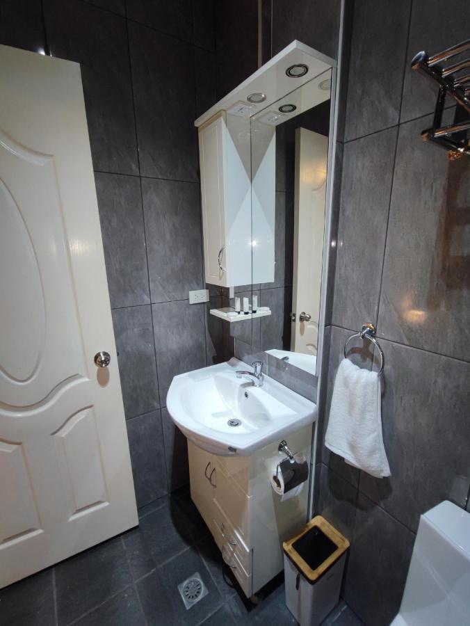 Bonsai Jacuzzi Rooms Panglao Exterior foto