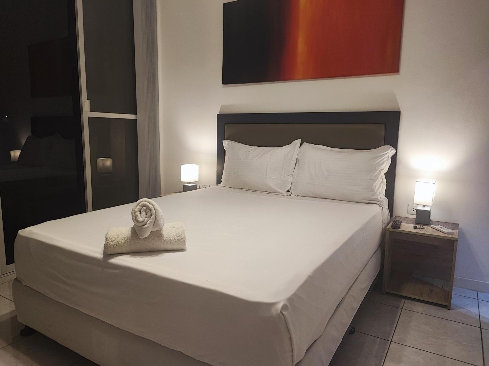 Bonsai Jacuzzi Rooms Panglao Exterior foto