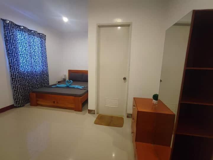 Bonsai Jacuzzi Rooms Panglao Exterior foto